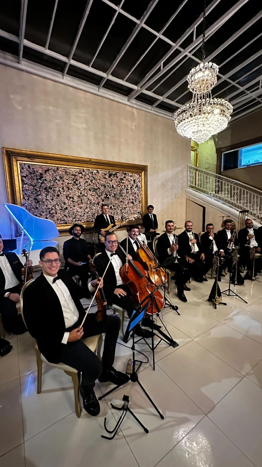 Orquestra ao vivo em salão de festas